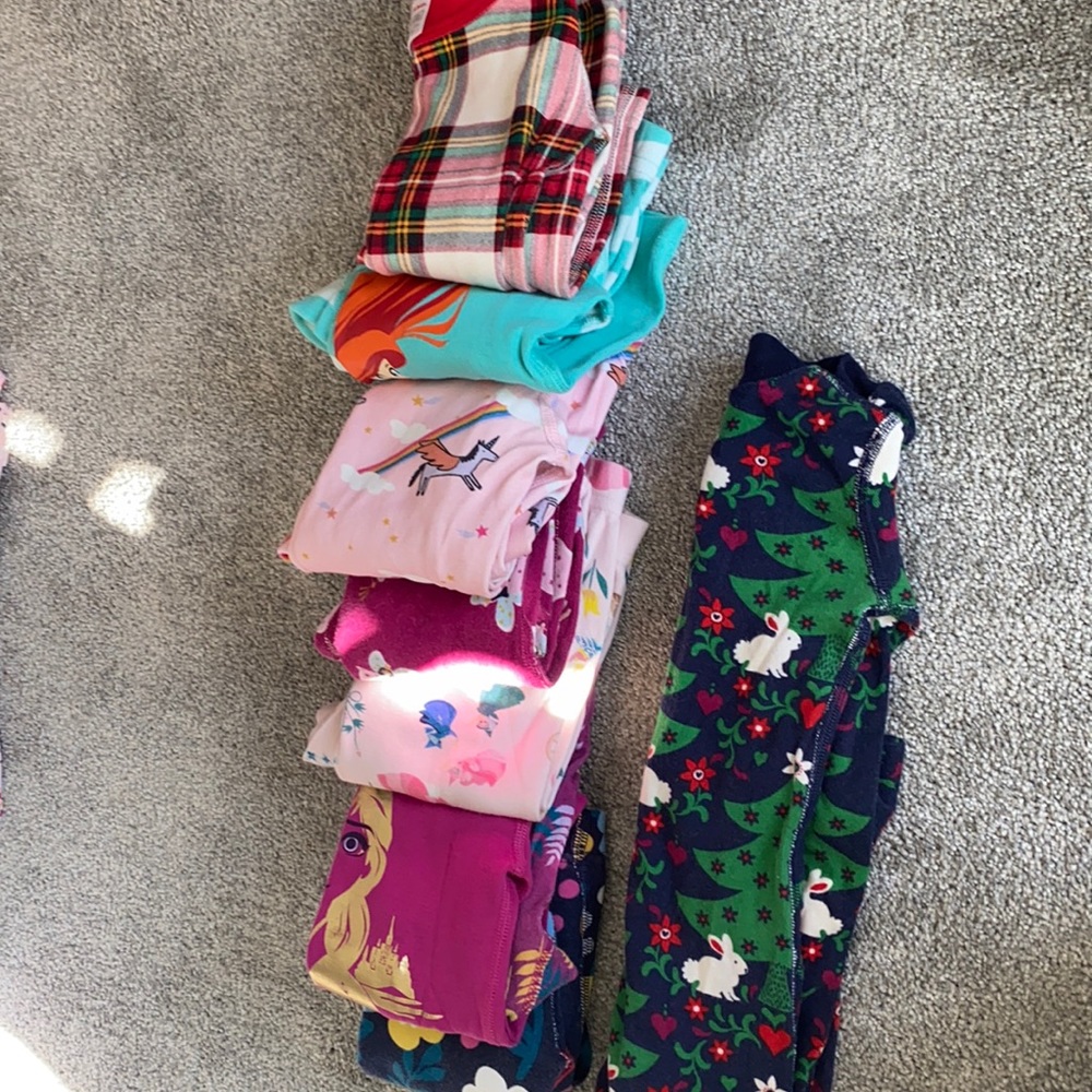Girls size 2 set of 7 pajamas one is a one piece